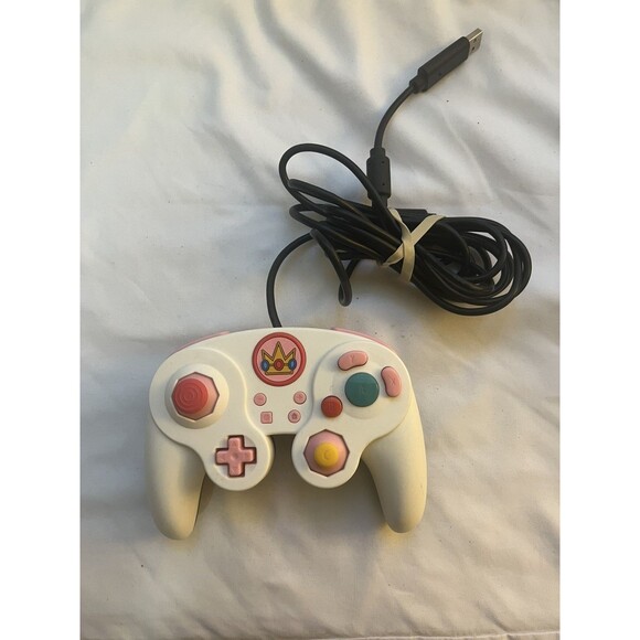 PDP Gaming Princess Peach Wired Fight Pad Pro Controller For Nintendo Switch - Picture 1 of 6